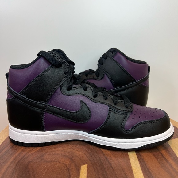 Nike Dunk High - Picture 6 of 7